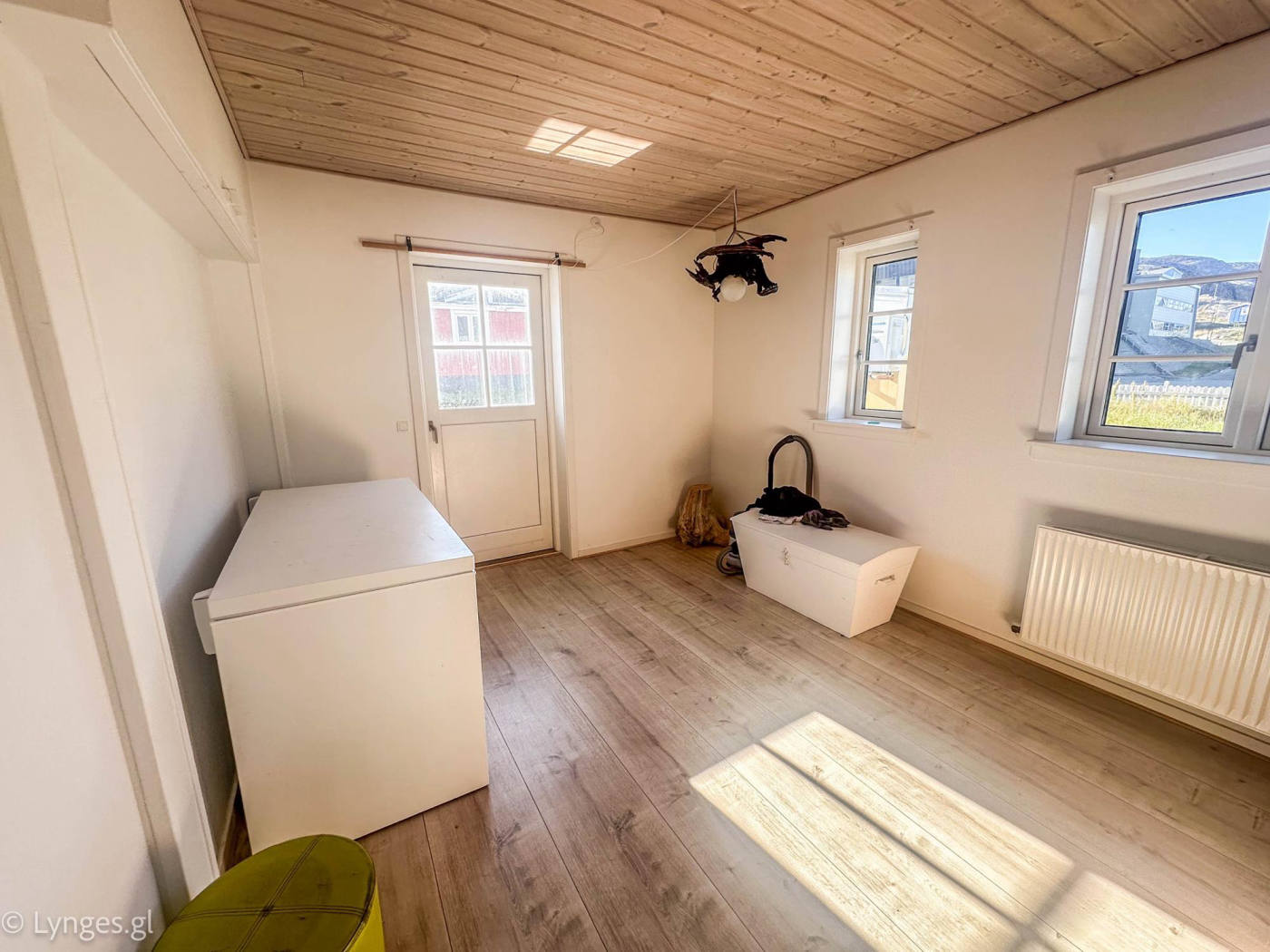 Будинок, 1927 м², 321 000$ — FAKTOR